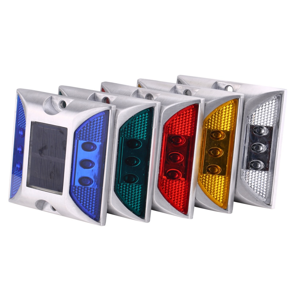 LED Solar Power Ground Marker  - Outdoor Power New Roads recensie en prijs